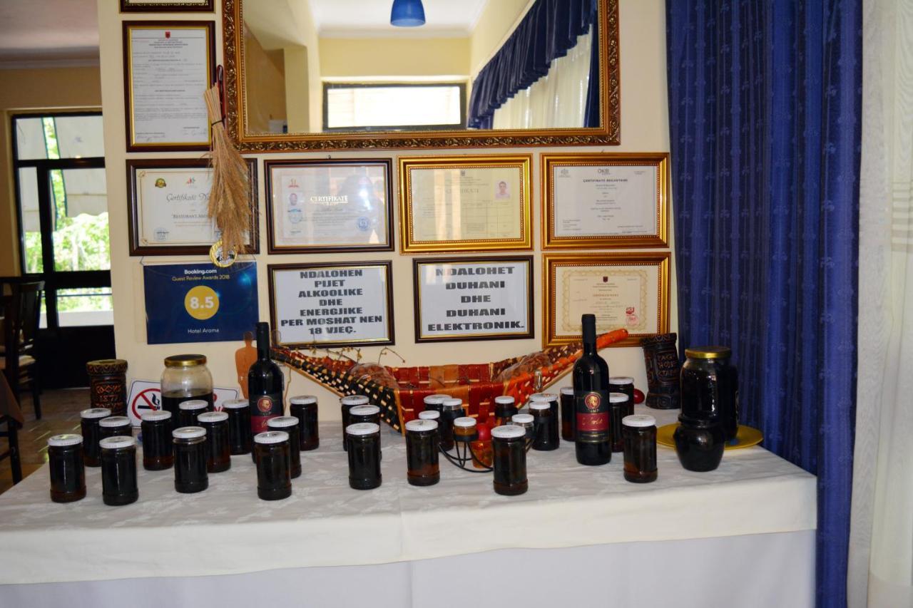Përmet Hotel Aroma מראה חיצוני תמונה