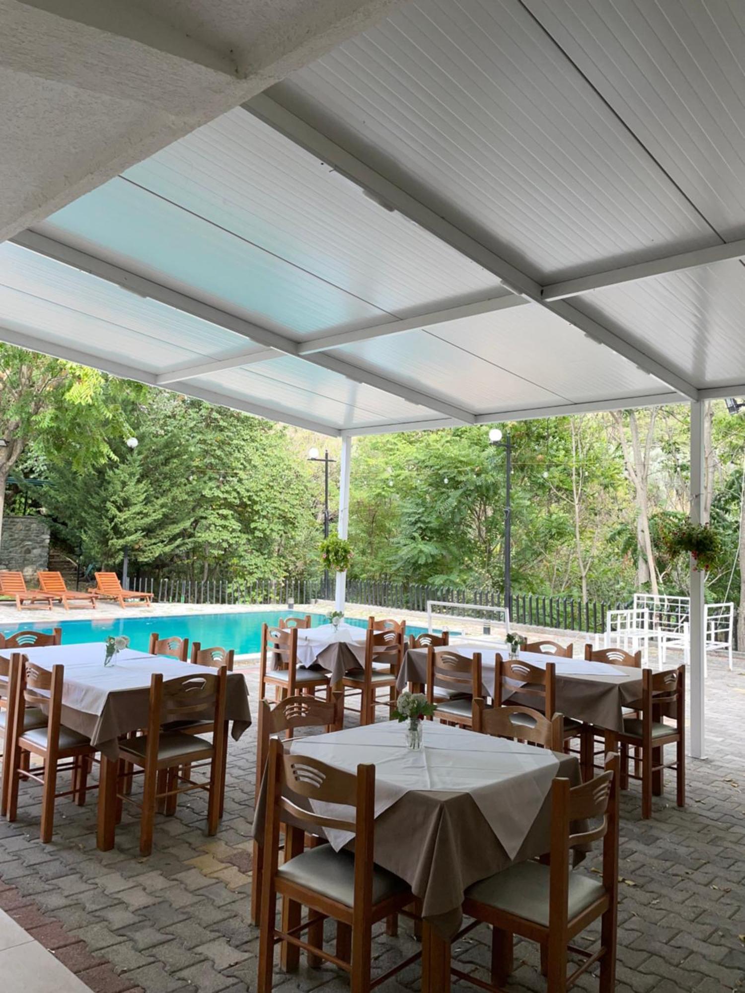 Përmet Hotel Aroma מראה חיצוני תמונה