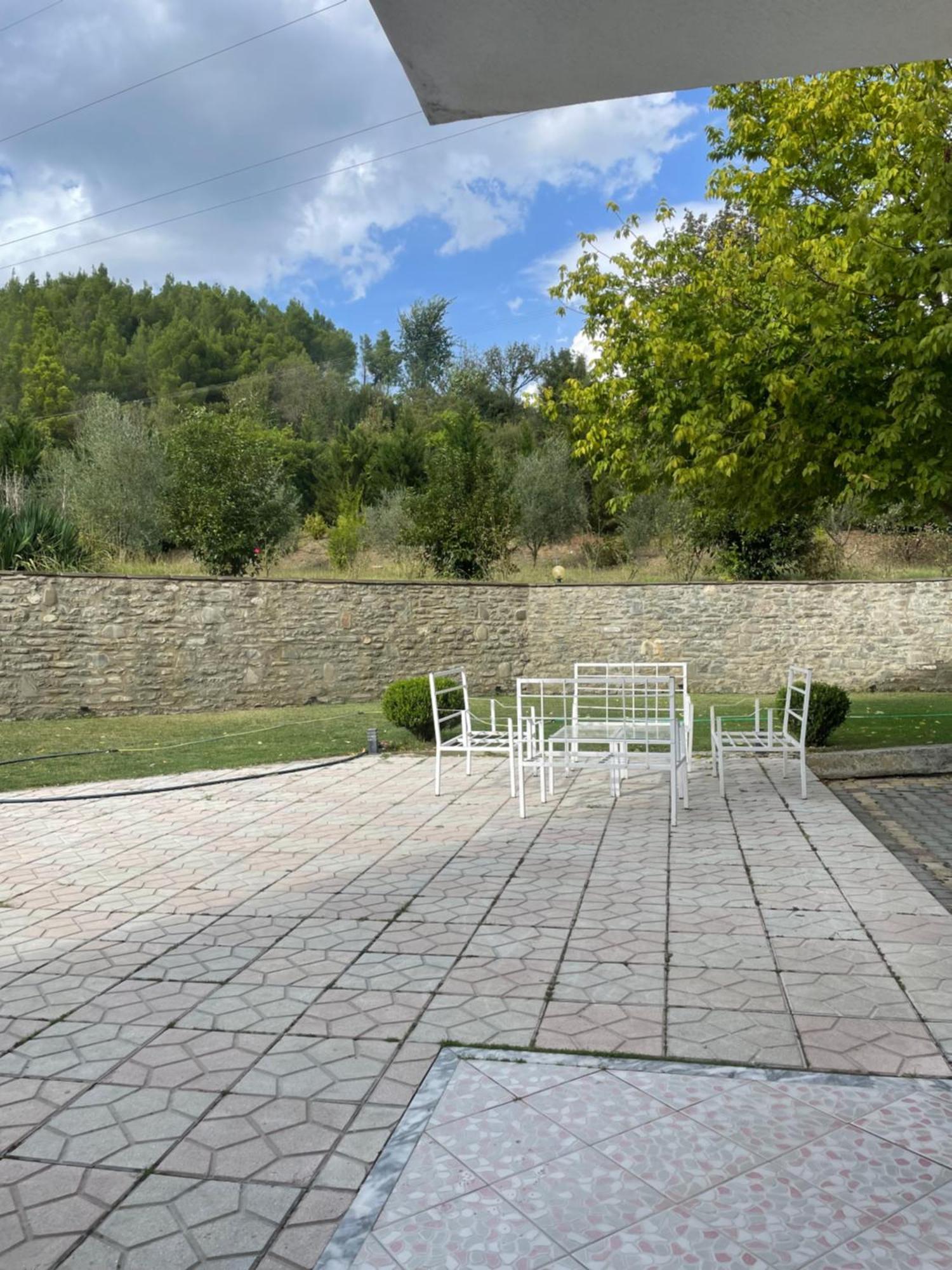 Përmet Hotel Aroma מראה חיצוני תמונה